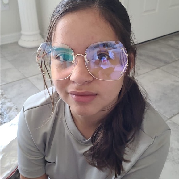 over sized clear transparent sunglasses women - Picture 4 of 7